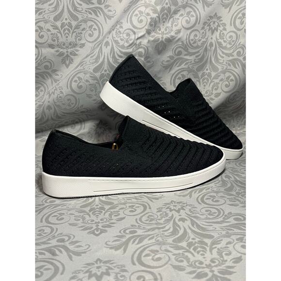 Sonoma Black Knit Slip-On Sneakers Size 8 Excellent Condition - Picture 2 of 5